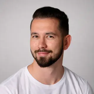 Martin Knollmüller - Office Manager